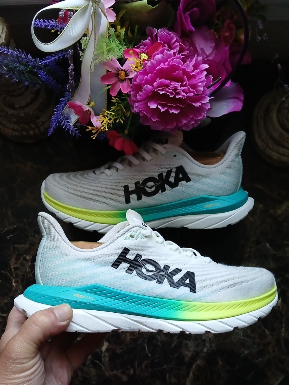 Hoka One Mach 5 Comfort/Athletic Medical Field Shoes Size 7.5 for Women - Picture 2 of 12
